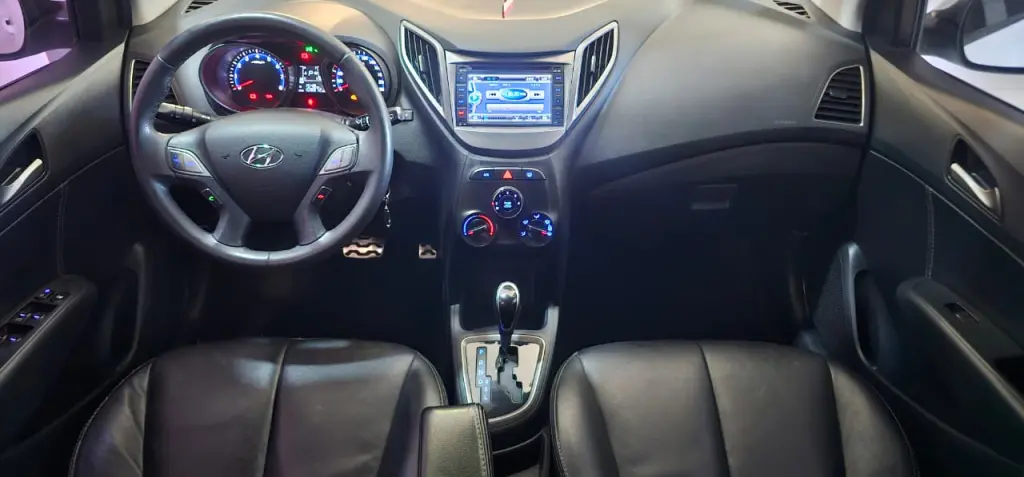 HYUNDAI HB 20 Hatch X - Foto
