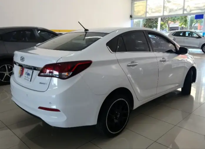 HYUNDAI HB 20 Hatch - Foto