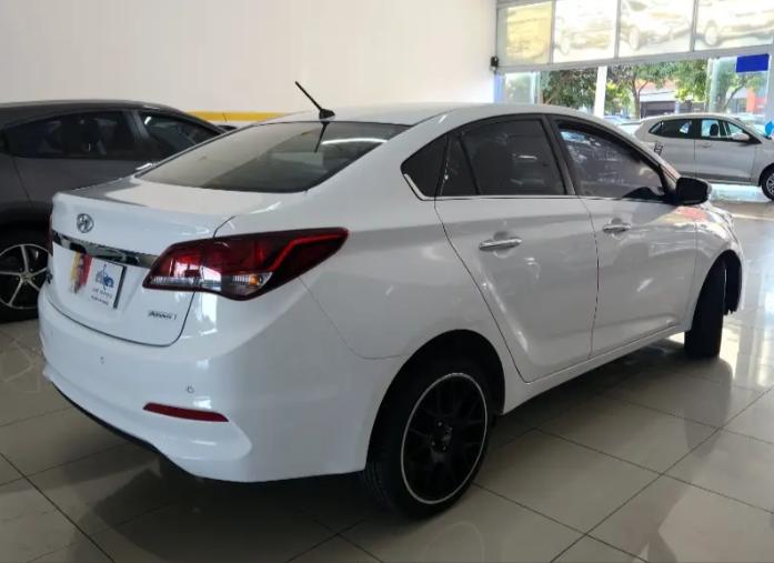 HYUNDAI HB 20 Hatch - Foto