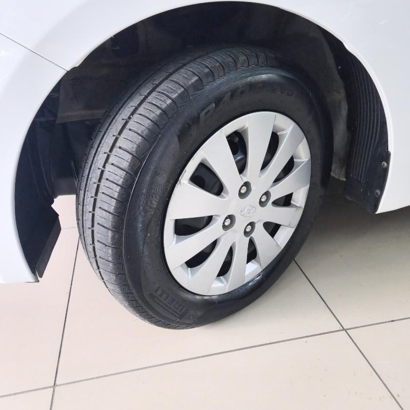 HYUNDAI HB 20 Hatch - Foto