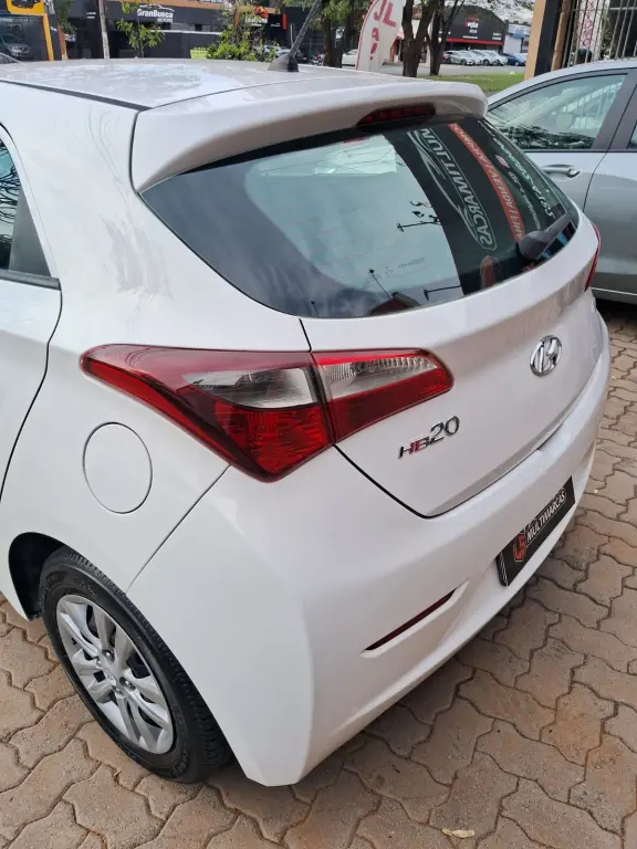 HYUNDAI HB 20 Hatch - Foto