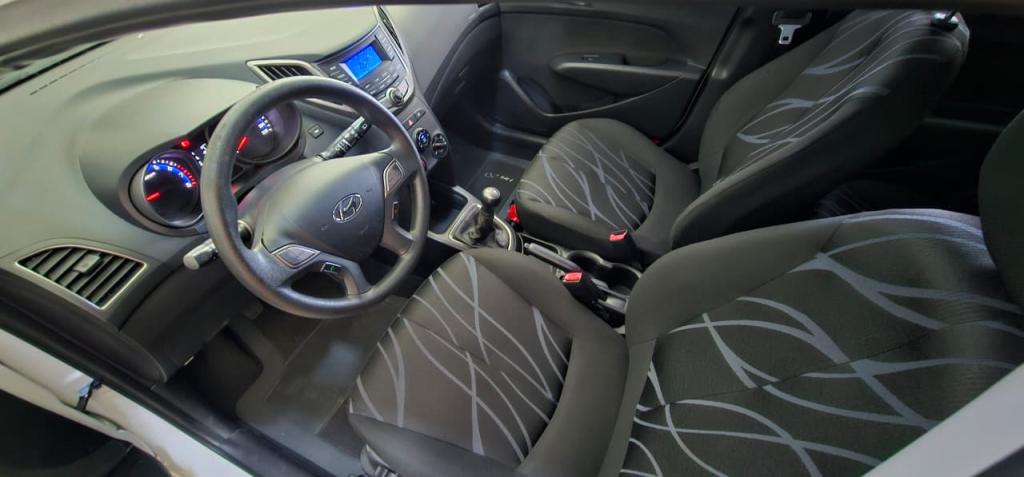 HYUNDAI HB 20 Hatch - Foto