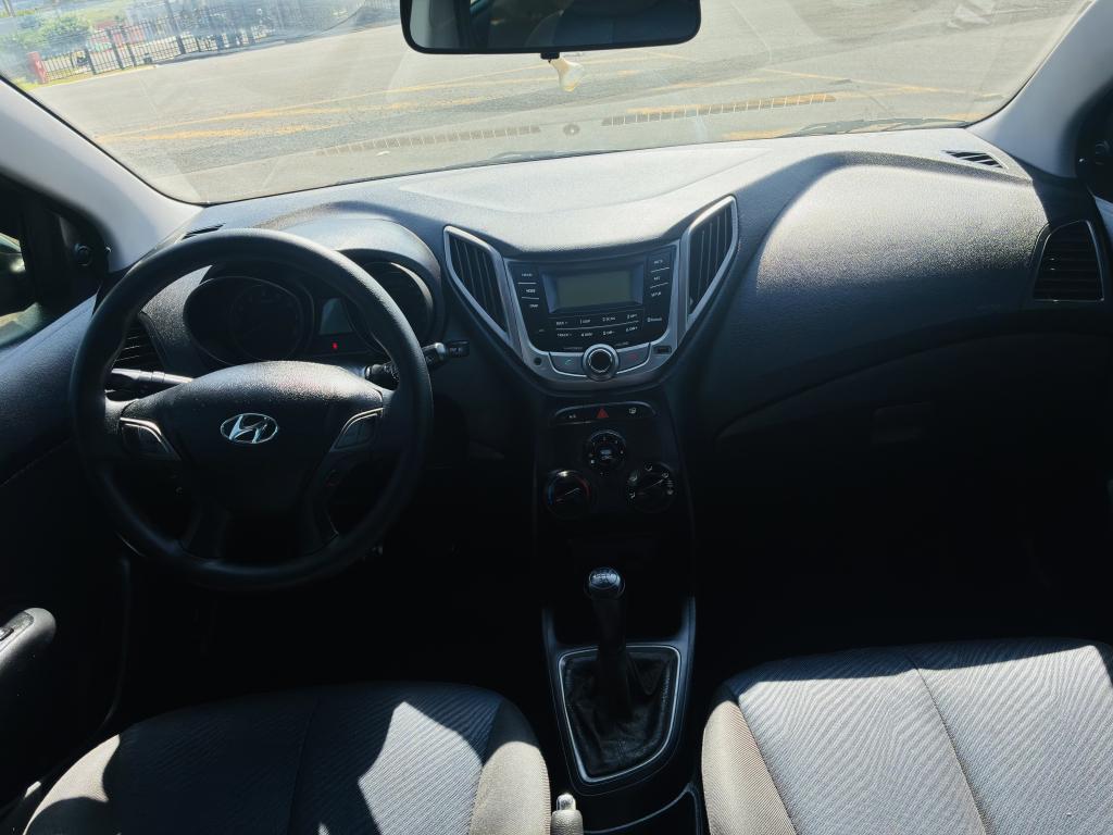 HYUNDAI HB 20 Hatch - Foto