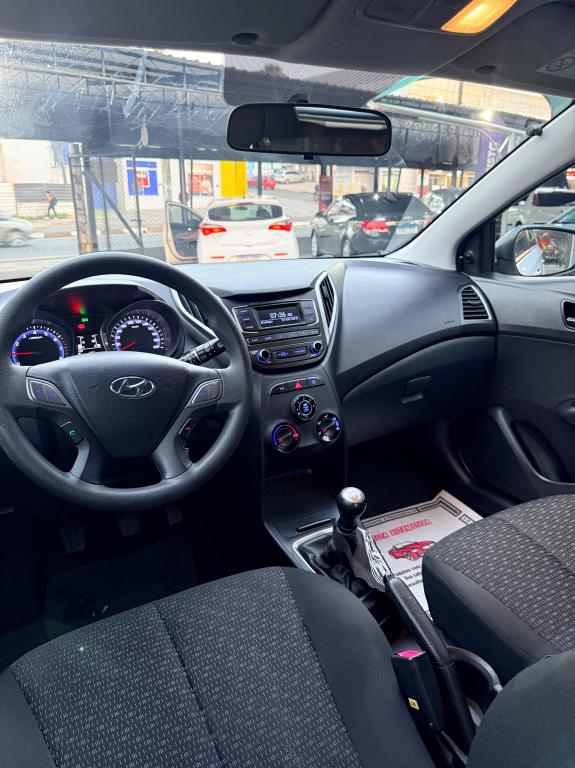 HYUNDAI HB 20 Hatch - Foto