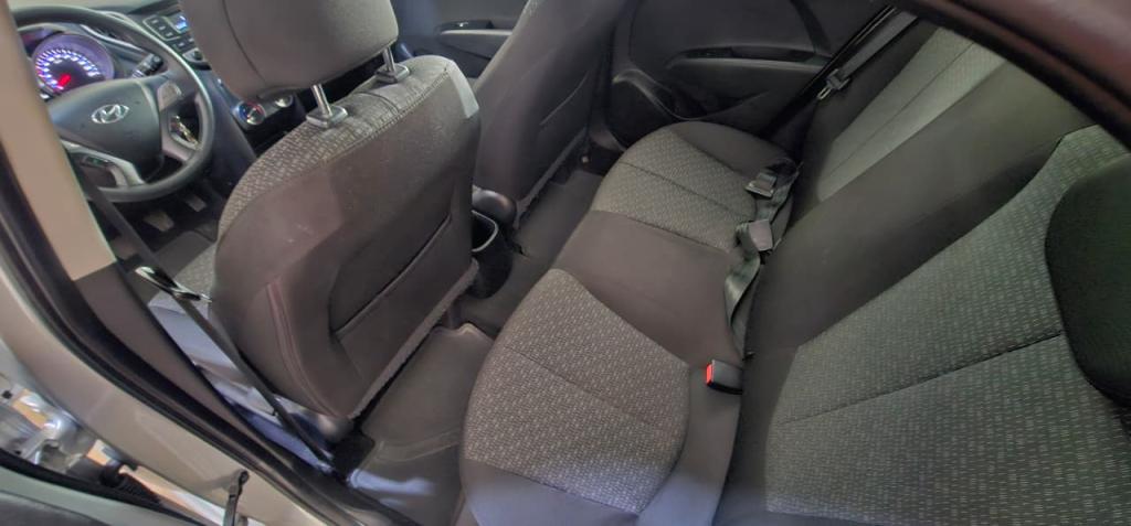 HYUNDAI HB 20 Hatch - Foto