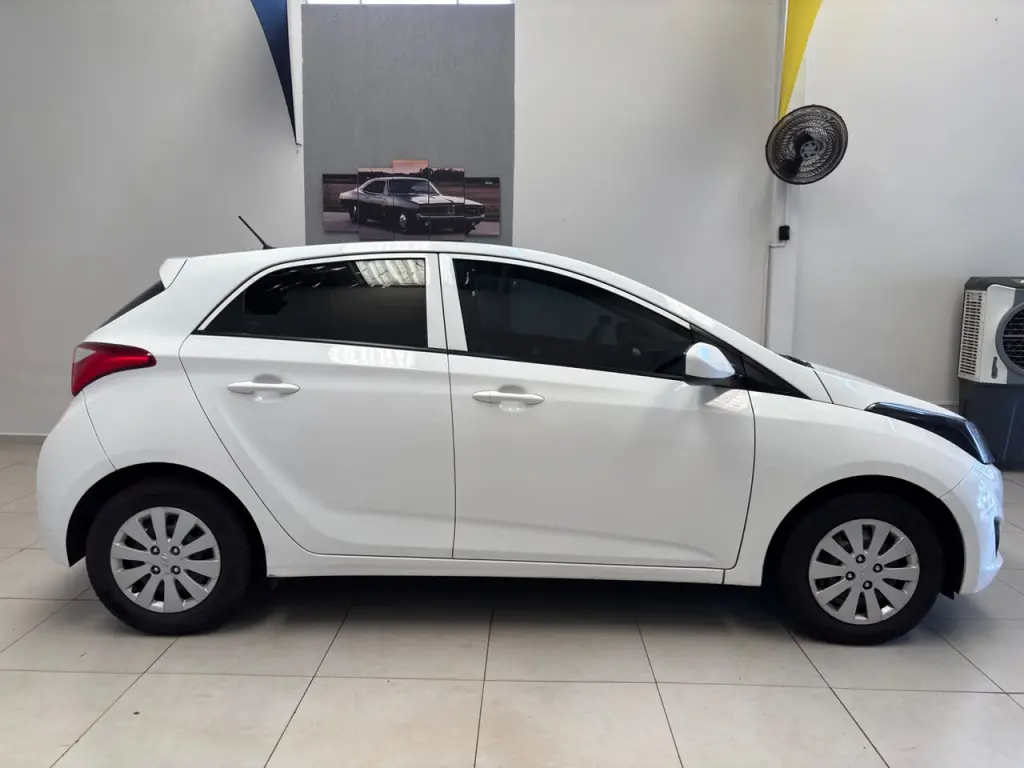 HYUNDAI HB 20 Hatch - Foto