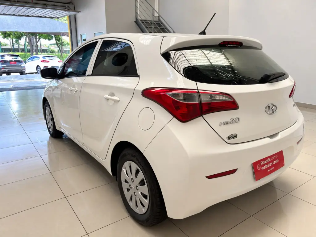 HYUNDAI HB 20 Hatch - Foto