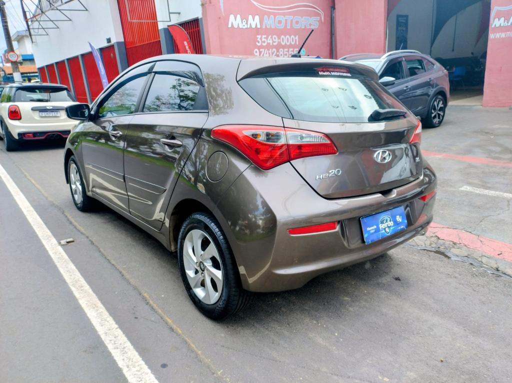 HYUNDAI HB 20 Hatch - Foto