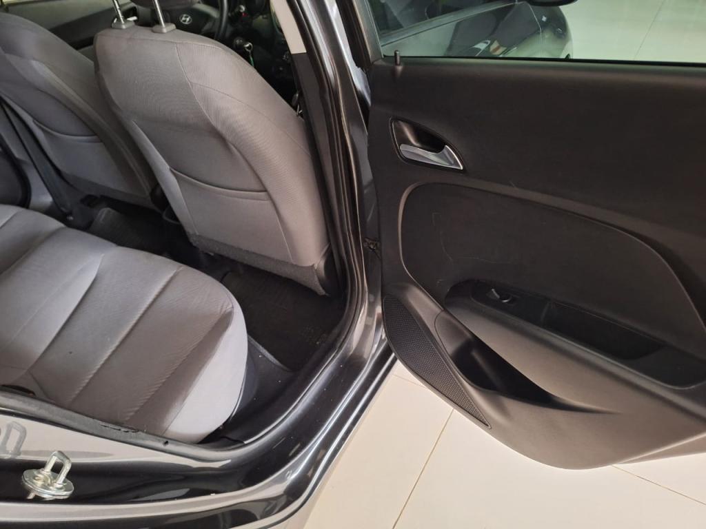 HYUNDAI HB 20 Sedan - Foto