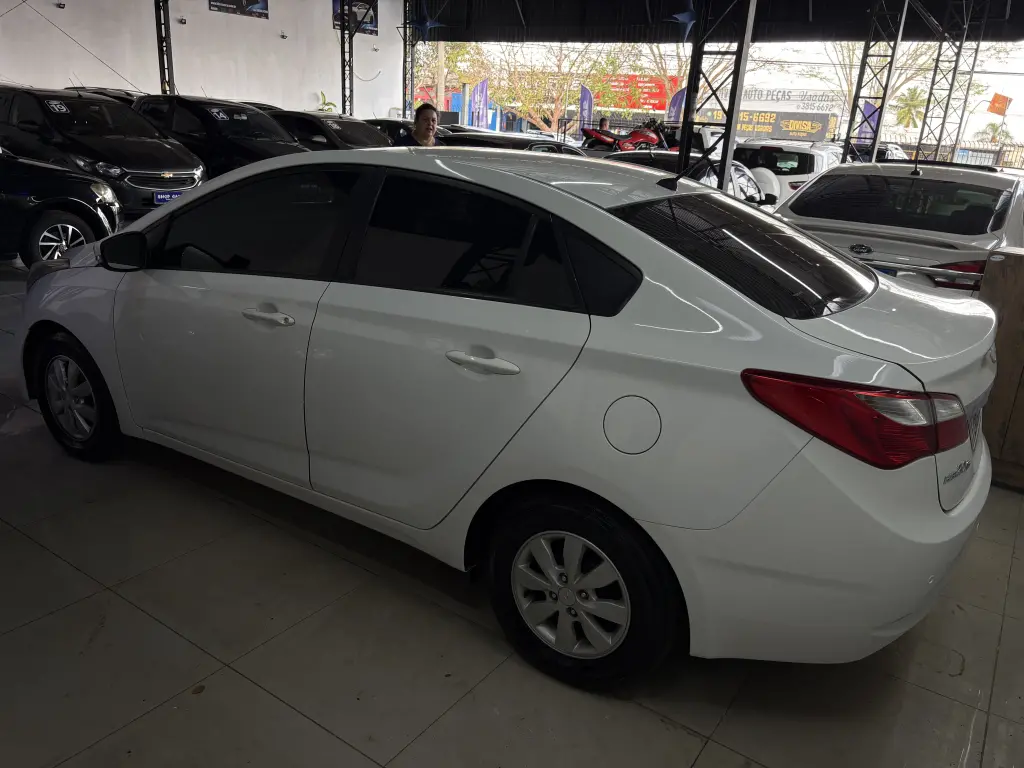 HYUNDAI HB 20 Sedan - Foto