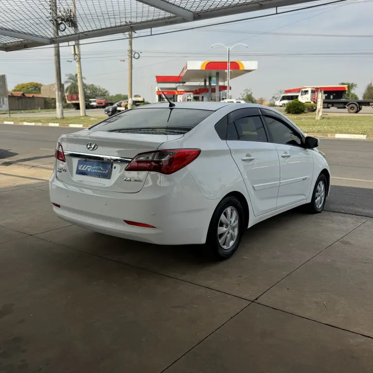 HYUNDAI HB 20 Sedan - Foto