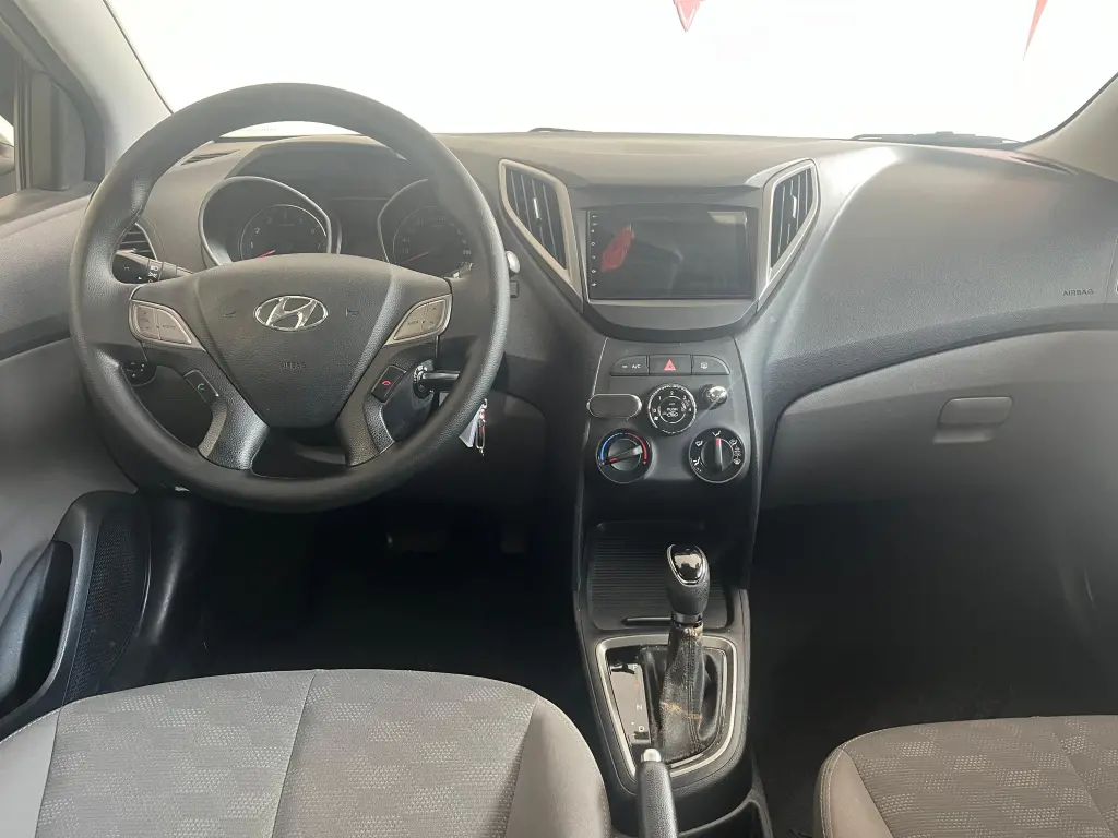 HYUNDAI HB 20 Sedan - Foto