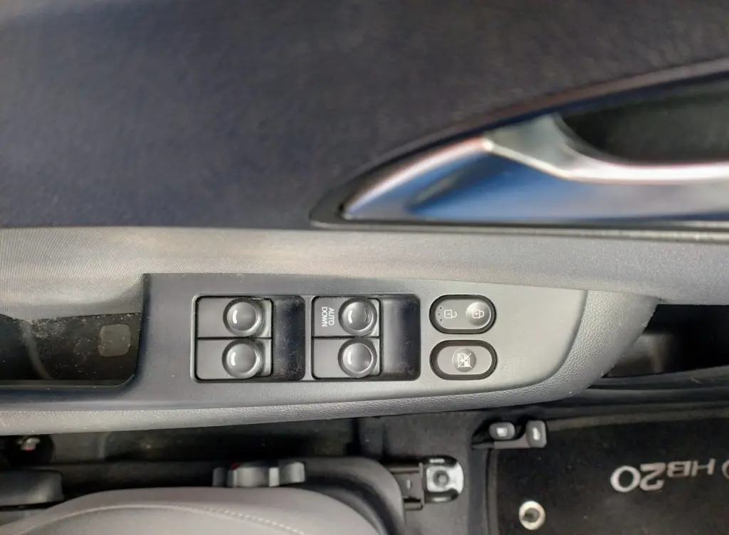 HYUNDAI HB 20 Sedan - Foto