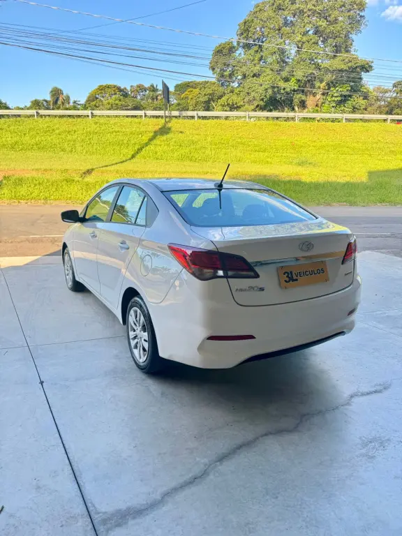 HYUNDAI HB 20 Sedan - Foto