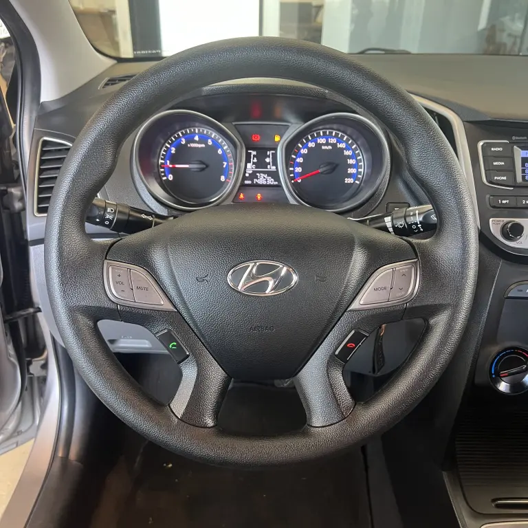 HYUNDAI HB 20 Sedan - Foto