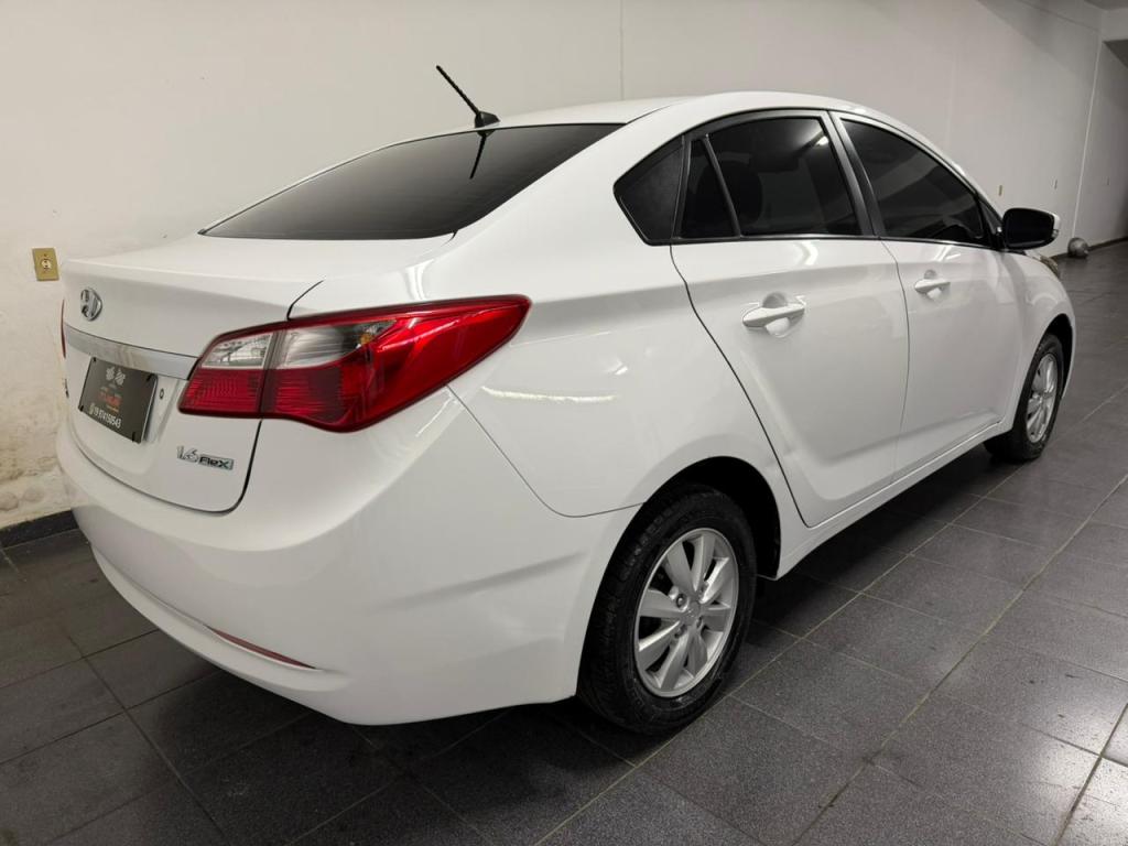 HYUNDAI HB 20 Sedan - Foto