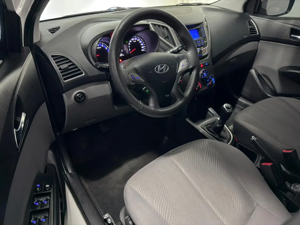 HYUNDAI HB 20 Sedan - Foto