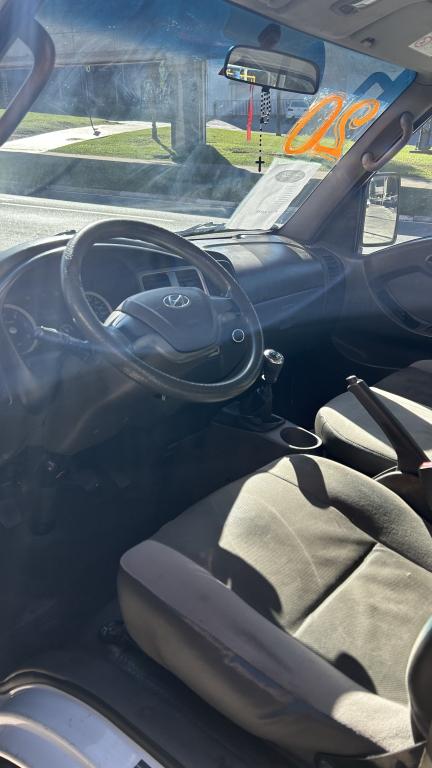 HYUNDAI HR - Foto