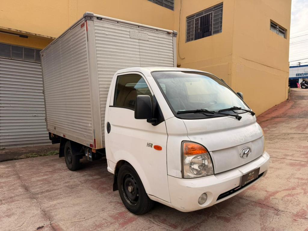 HYUNDAI HR - Foto
