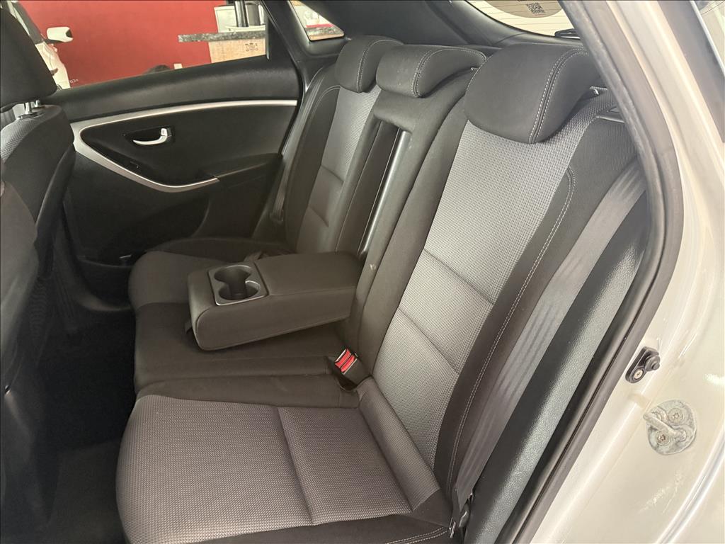 HYUNDAI I30 - Foto