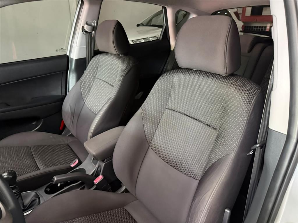HYUNDAI I30 - Foto