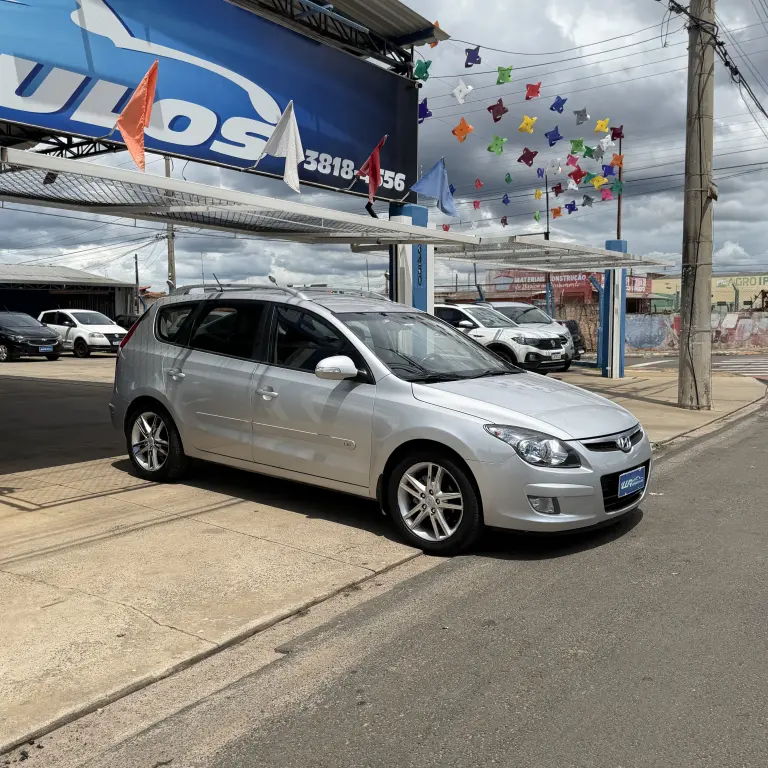 HYUNDAI I30 CW - Foto