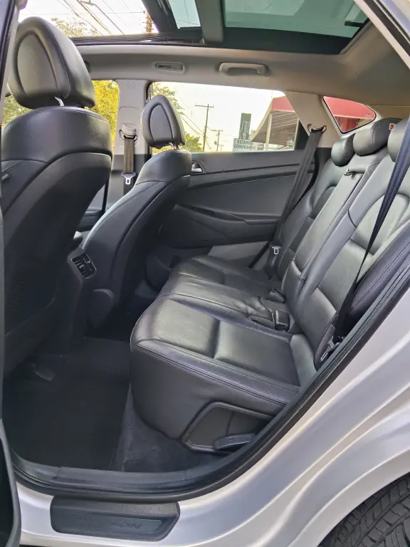 HYUNDAI Tucson - Foto