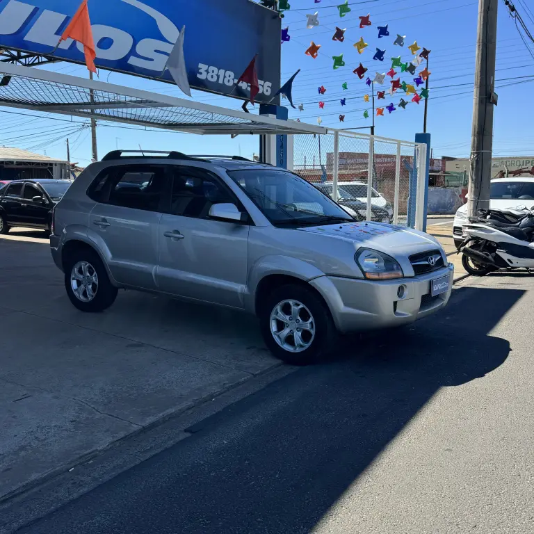 HYUNDAI Tucson - Foto