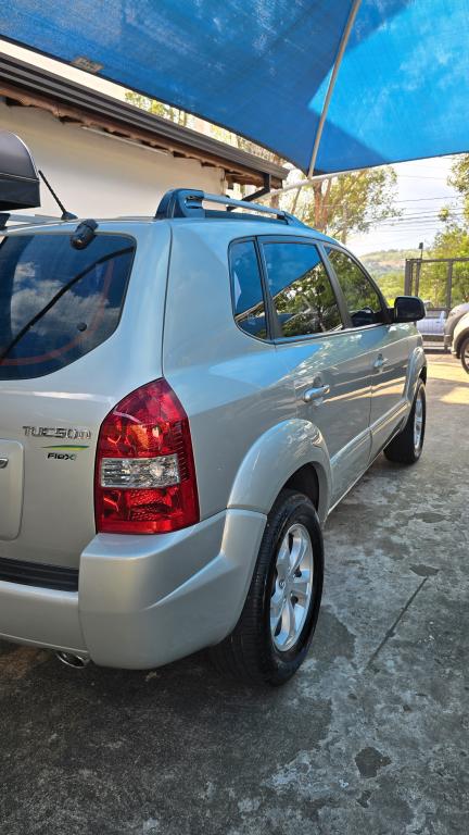 HYUNDAI Tucson - Foto