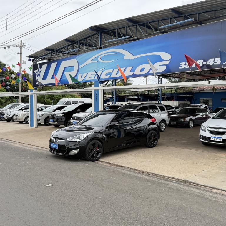 HYUNDAI Veloster