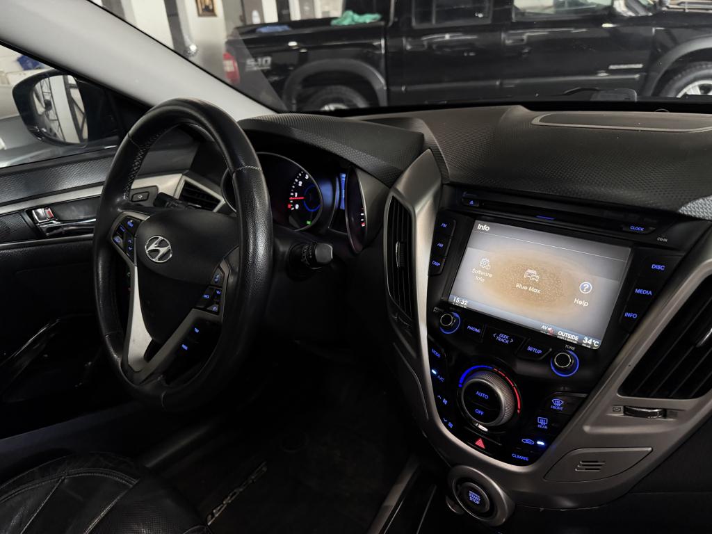 HYUNDAI Veloster - Foto