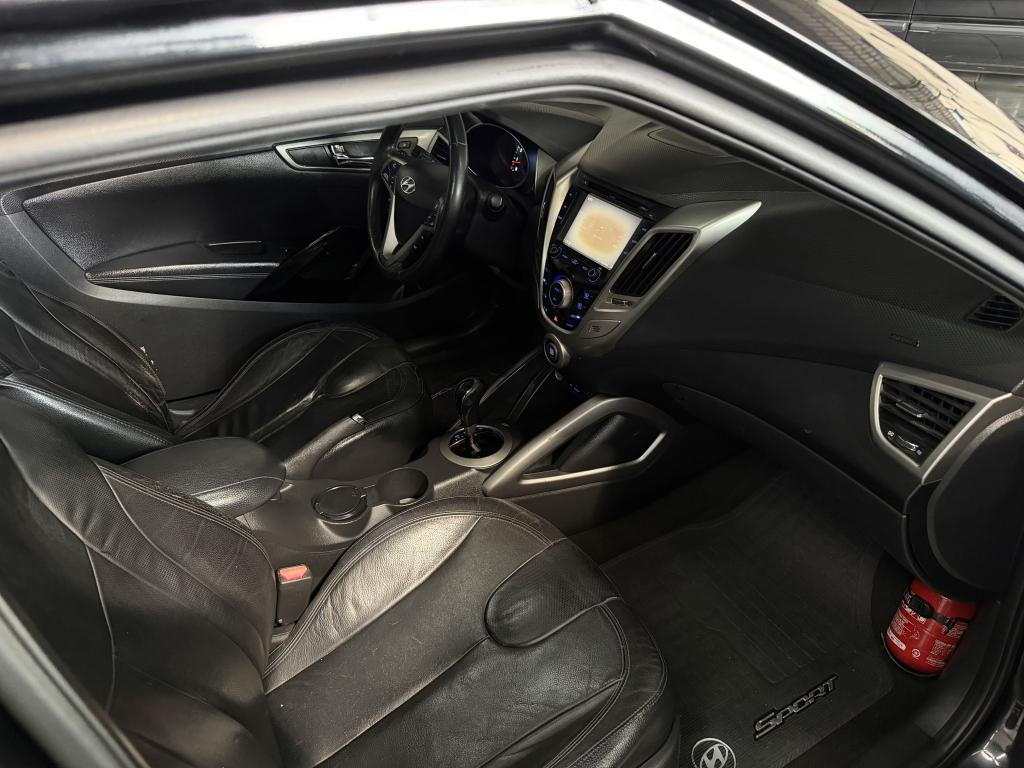 HYUNDAI Veloster - Foto