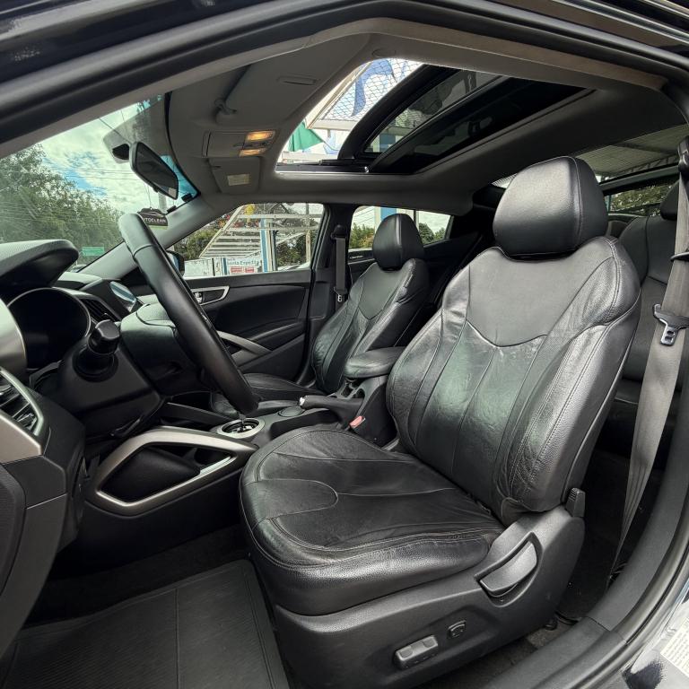 HYUNDAI Veloster - Foto