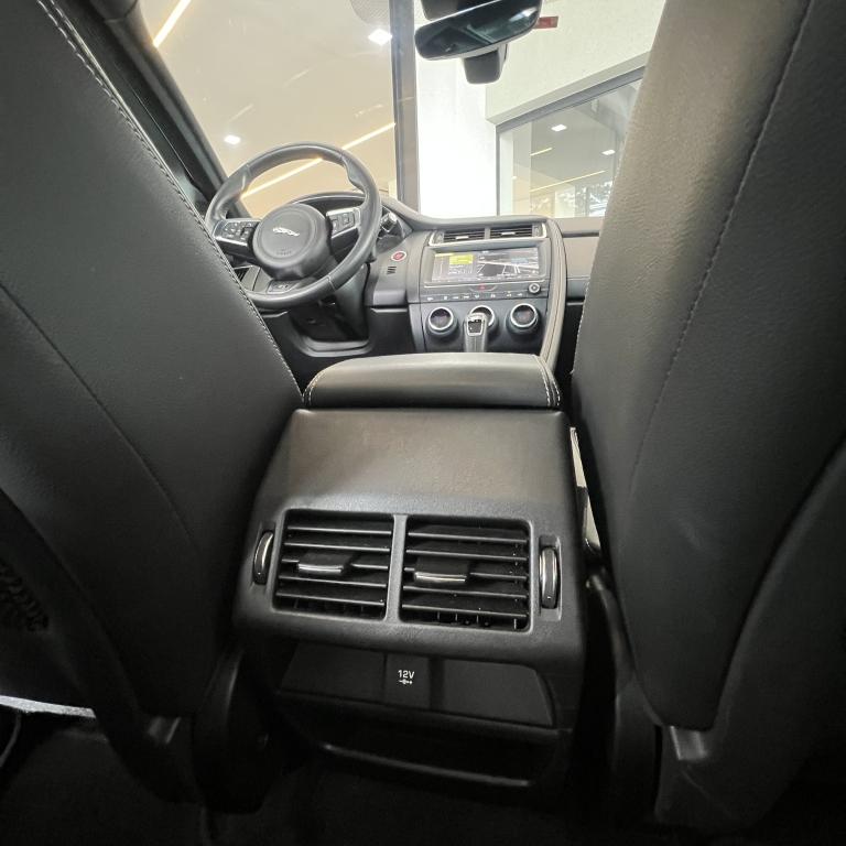 JAGUAR E-Pace - Foto