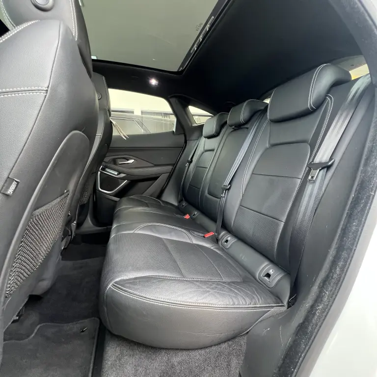 JAGUAR E-Pace - Foto