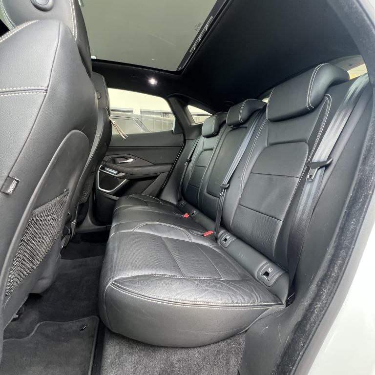 JAGUAR E-Pace - Foto