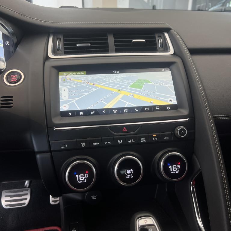 JAGUAR E-Pace - Foto