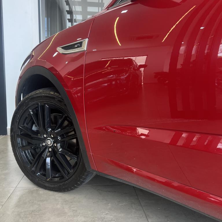 JAGUAR E-Pace - Foto