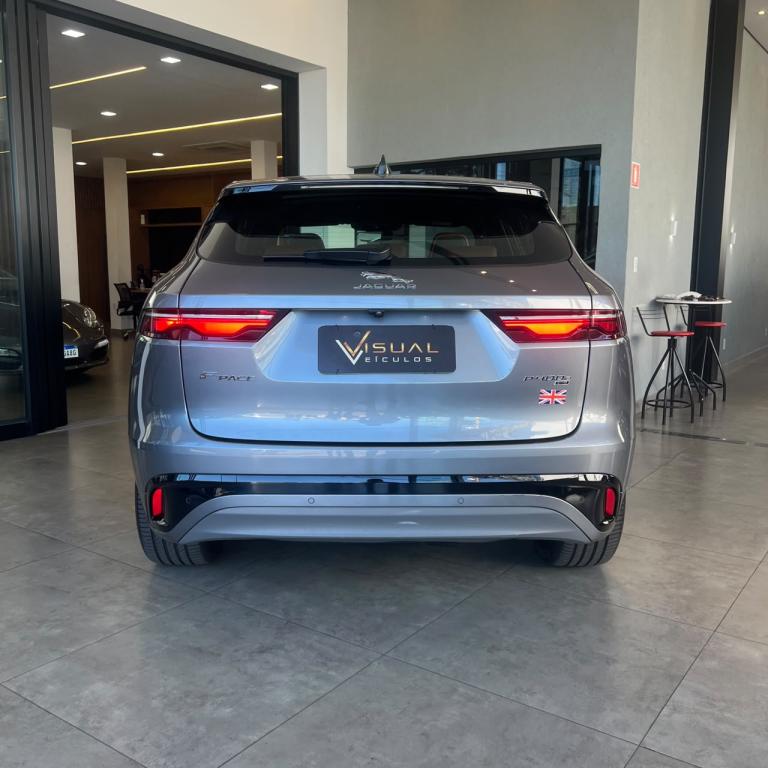 JAGUAR F-Pace - Foto