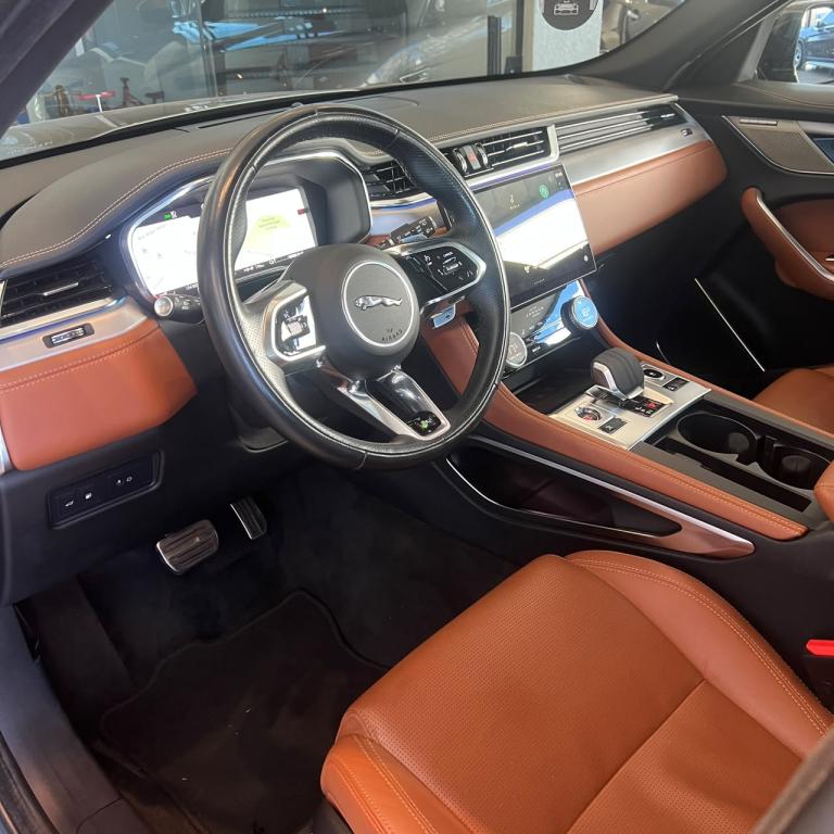 JAGUAR F-Pace - Foto