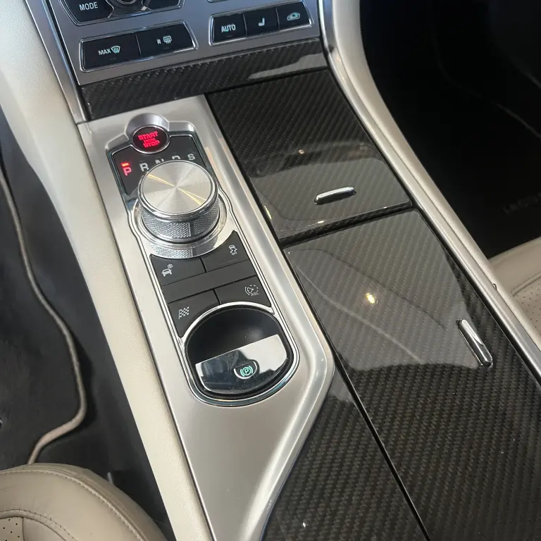 JAGUAR XF - Foto