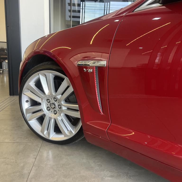 JAGUAR XF - Foto