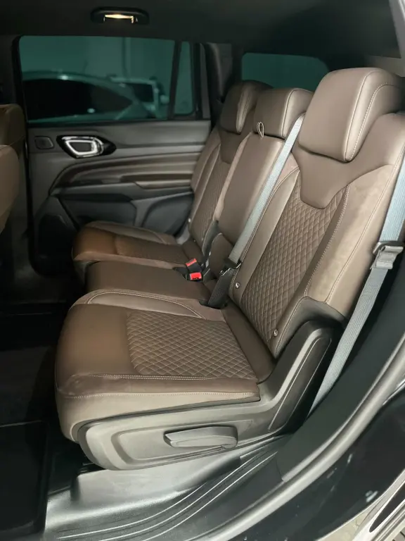 JEEP Commander - Foto