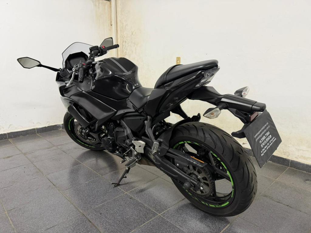 KAWASAKI Ninja 650 - Foto