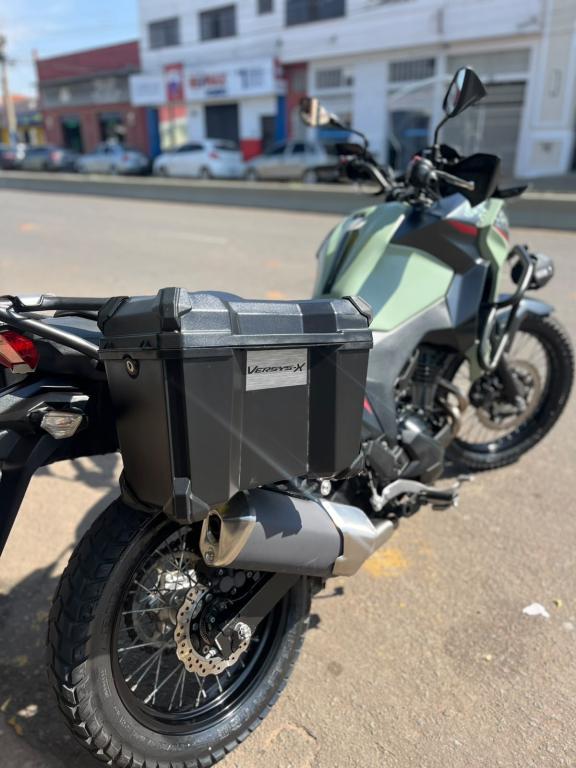 KAWASAKI Versys 300 - Foto