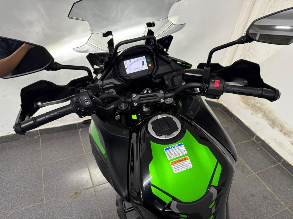 KAWASAKI Versys Tourer 650 - Foto