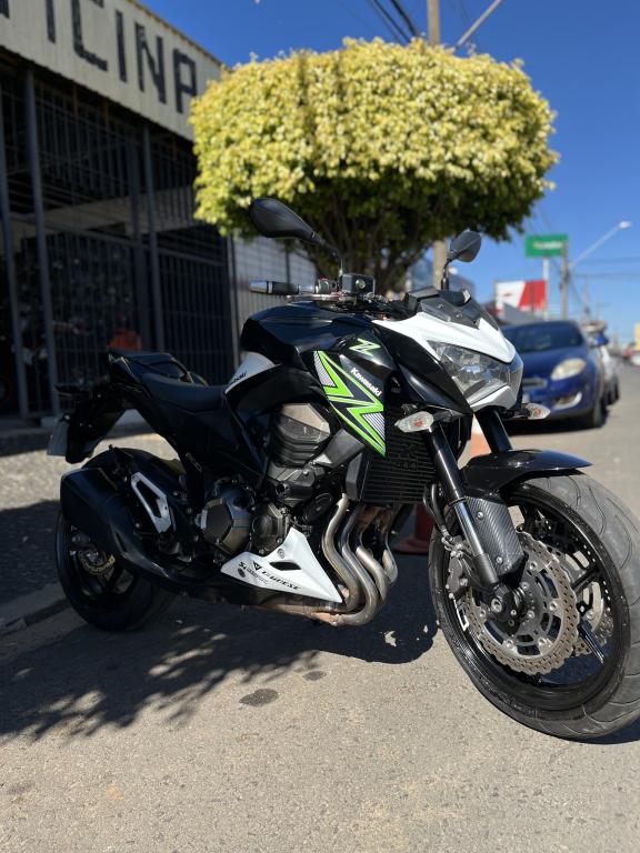 KAWASAKI Z 800 - Foto
