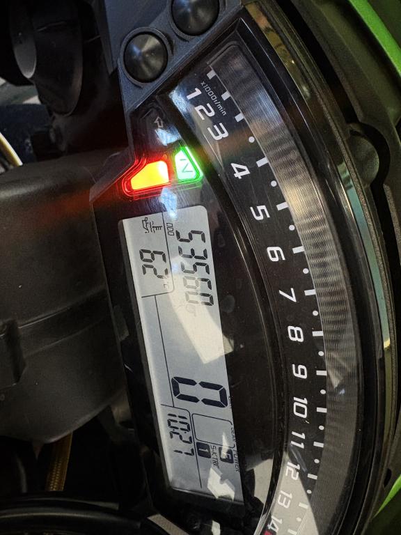 KAWASAKI ZX 10 R - Foto