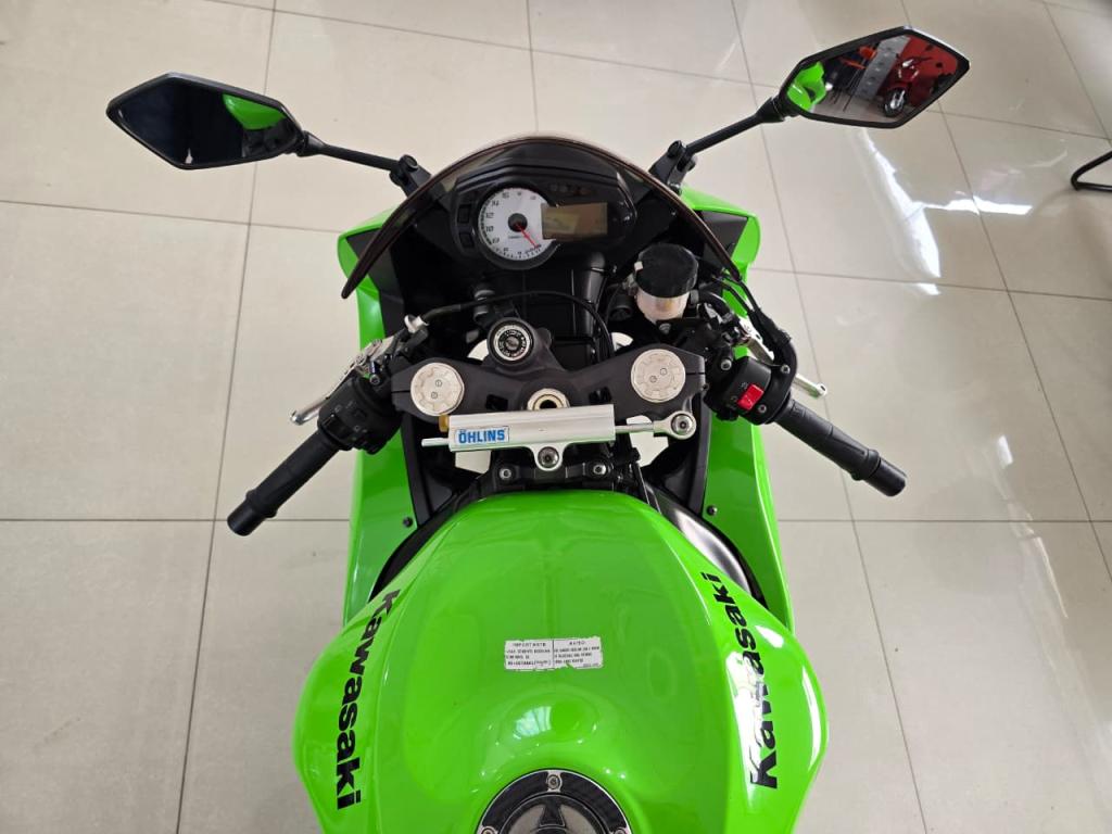 KAWASAKI ZX 6 R - Foto