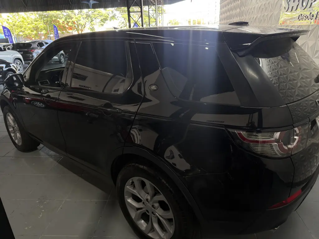 LAND ROVER Discovery Sport - Foto
